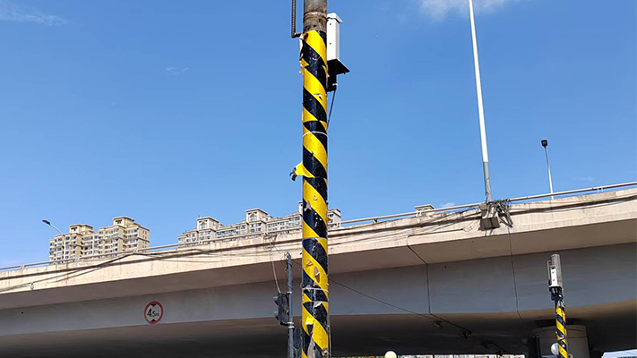 西安某桥梁限高 | 激光对射 工业一键声光报警器