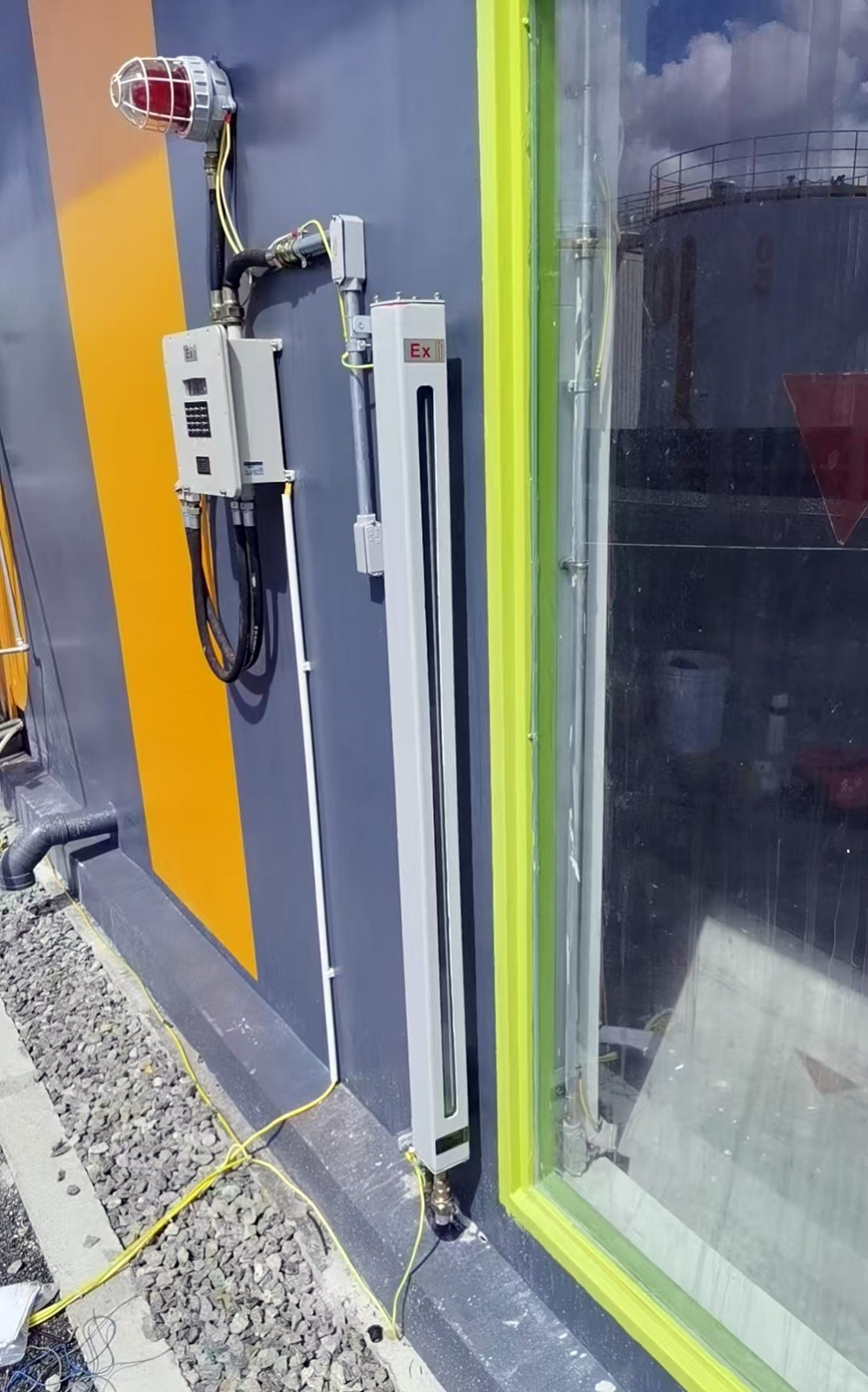 珠海某厂房 |  防爆光栅 防爆主机 防爆声光报警器