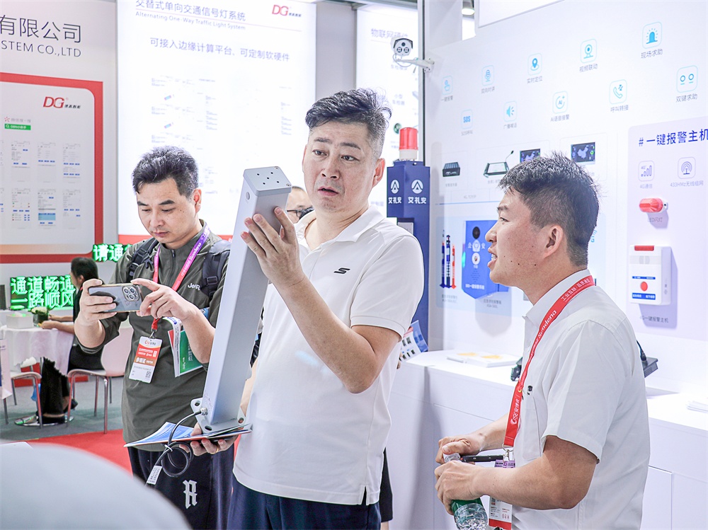 精彩时刻 ‖ 2025安博会上的亚洲午夜精品A片久久WWW慈禧-女人张开腿让男人添-亚洲国产欧美日韩人成-乱肉YIN荡系列合集TXT-天天撸日日夜夜